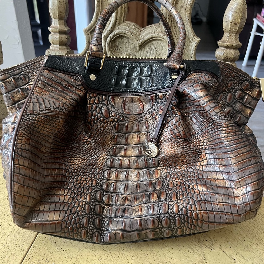 Brahmin croc brown black trim large zippered handbag